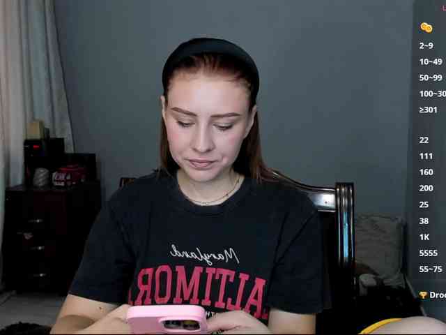 RedheadDevil webcam
