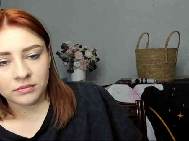 RedheadDevil webcam