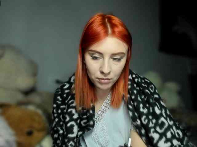 RedheadDevil webcam