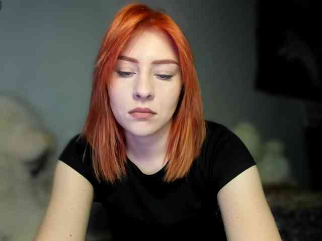 RedheadDevil webcam