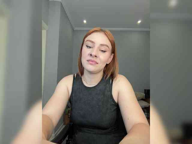 RedheadDevil webcam