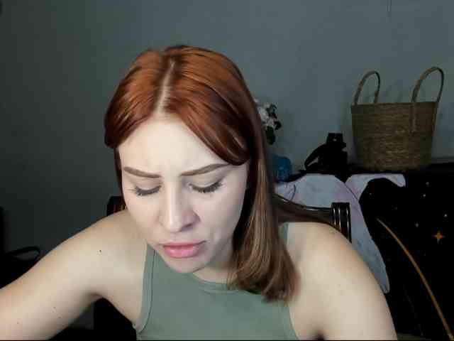 RedheadDevil webcam