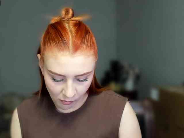 RedheadDevil webcam