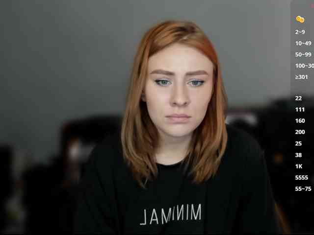 RedheadDevil webcam