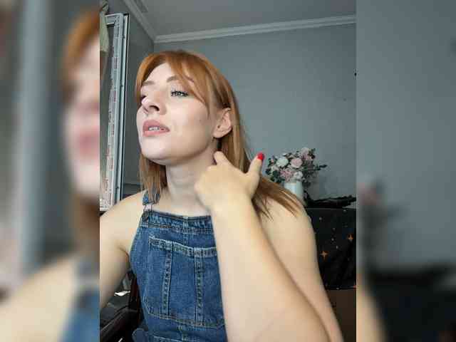 RedheadDevil webcam