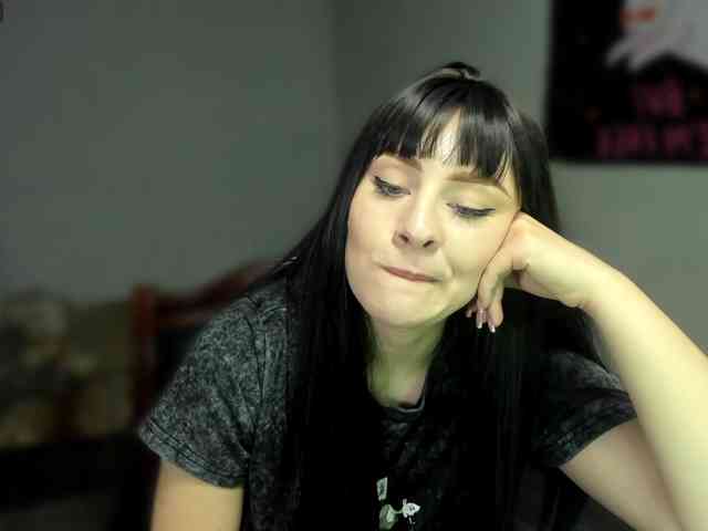 RedheadDevil webcam