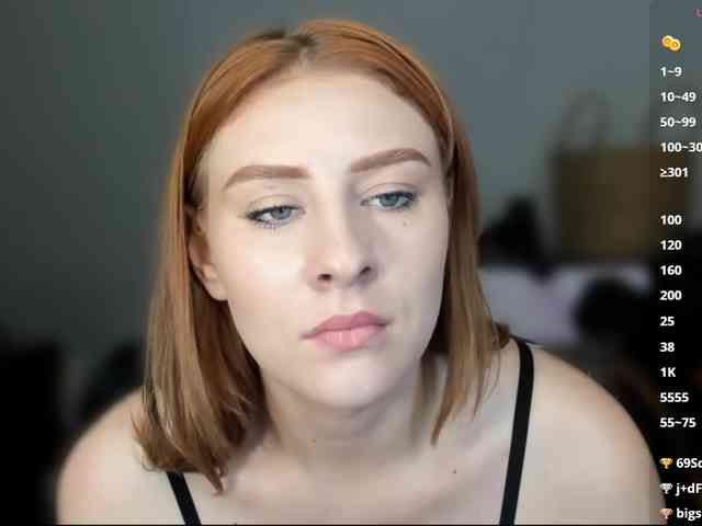 RedheadDevil webcam