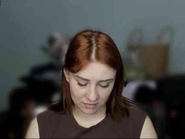 RedheadDevil webcam