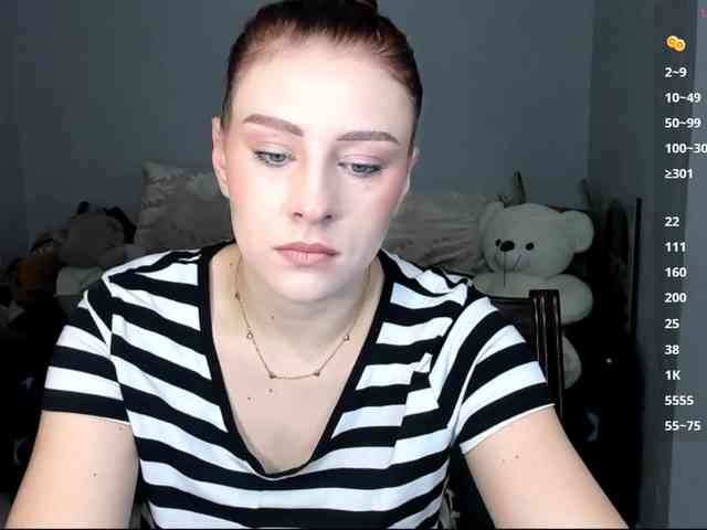 RedheadDevil webcam