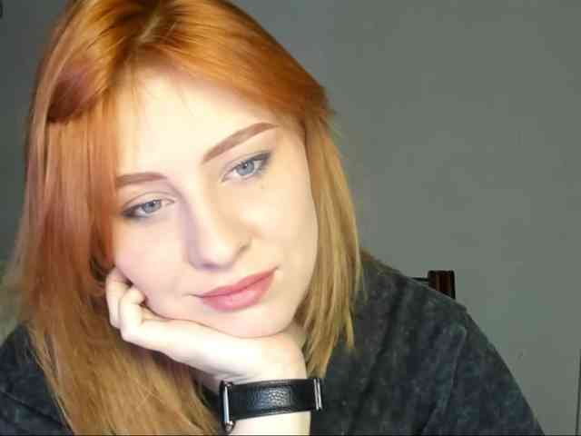 RedheadDevil webcam