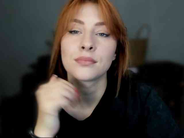 RedheadDevil webcam