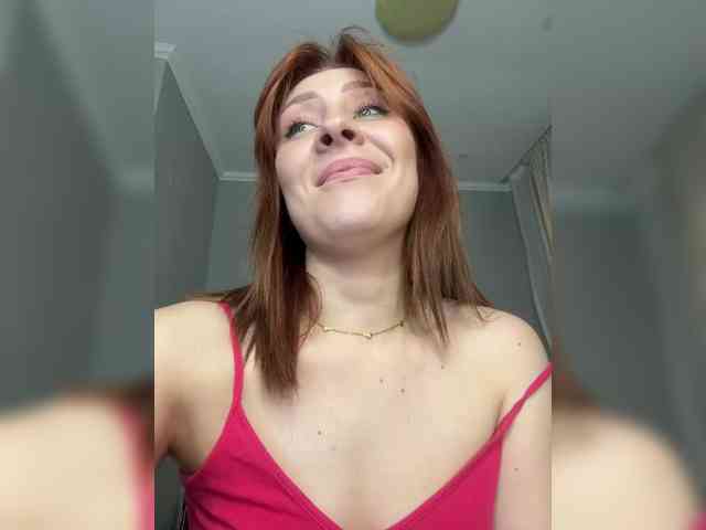 RedheadDevil webcam