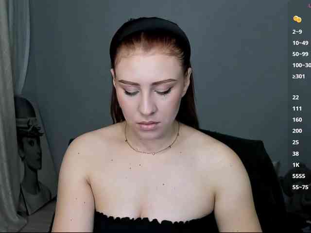 RedheadDevil webcam
