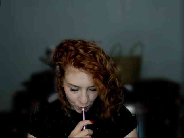 RedheadDevil webcam
