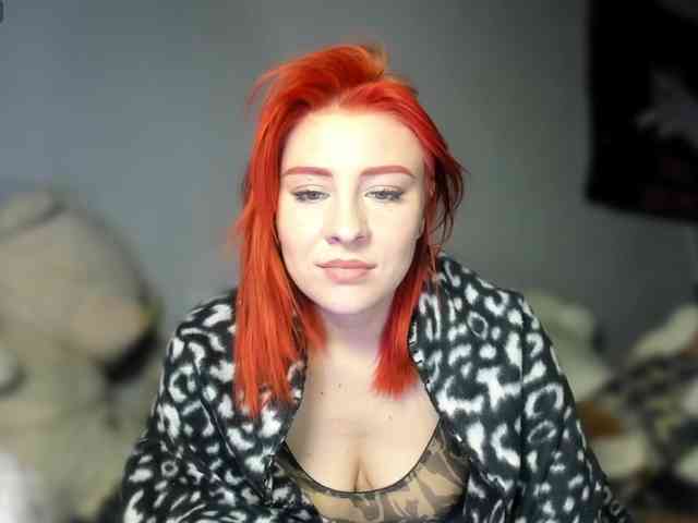 RedheadDevil webcam