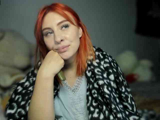 RedheadDevil webcam