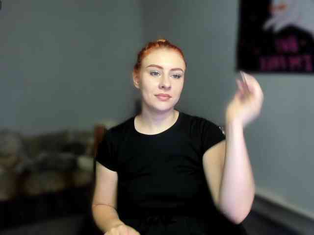 RedheadDevil webcam