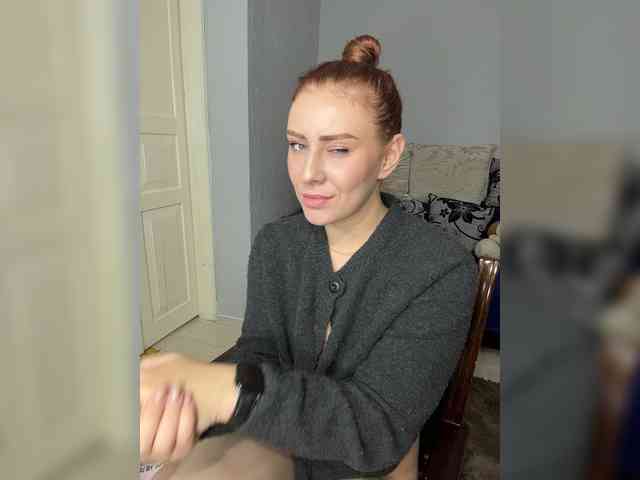 RedheadDevil webcam