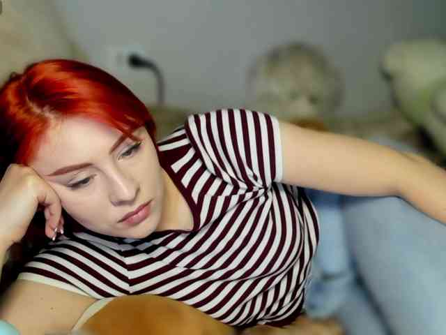 RedheadDevil webcam