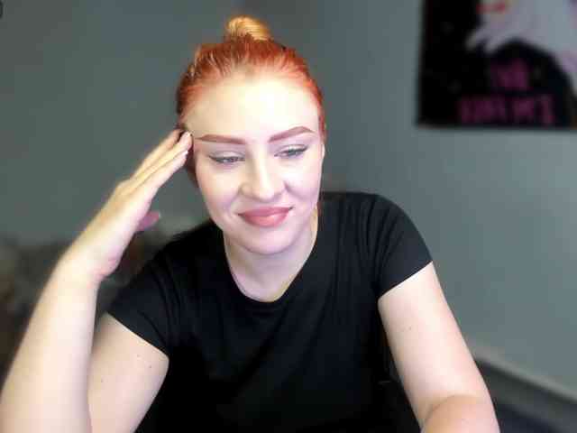 RedheadDevil webcam