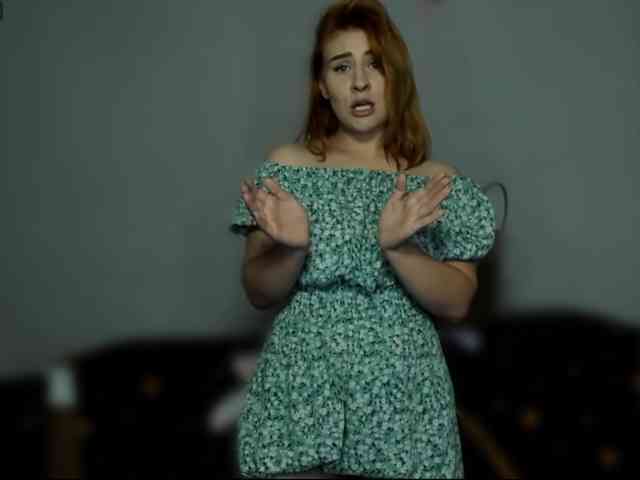 RedheadDevil webcam