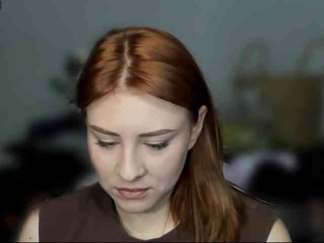 RedheadDevil webcam