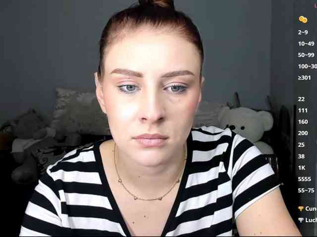 RedheadDevil webcam