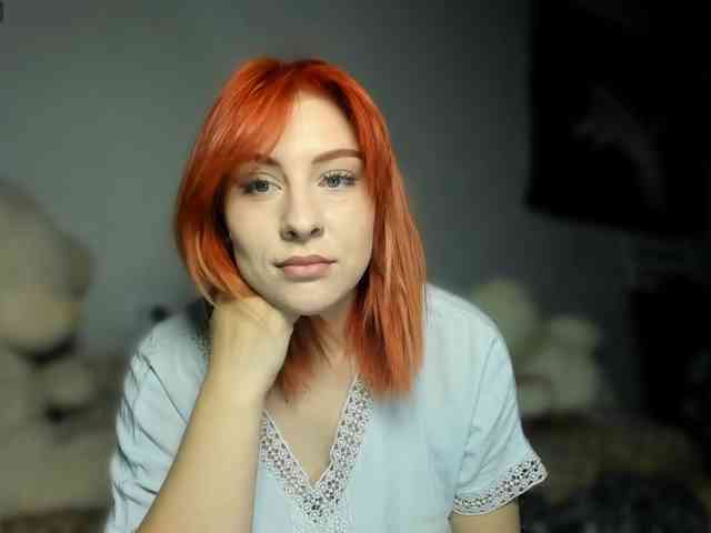RedheadDevil webcam