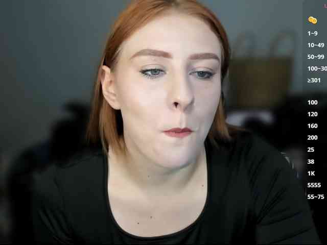 RedheadDevil webcam