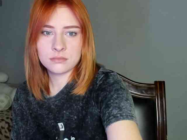 RedheadDevil webcam