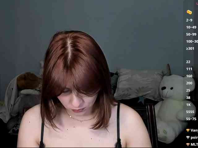 RedheadDevil webcam