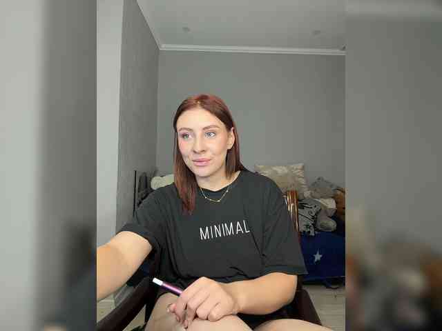RedheadDevil webcam