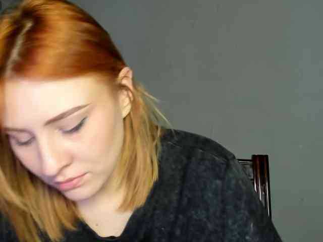 RedheadDevil webcam