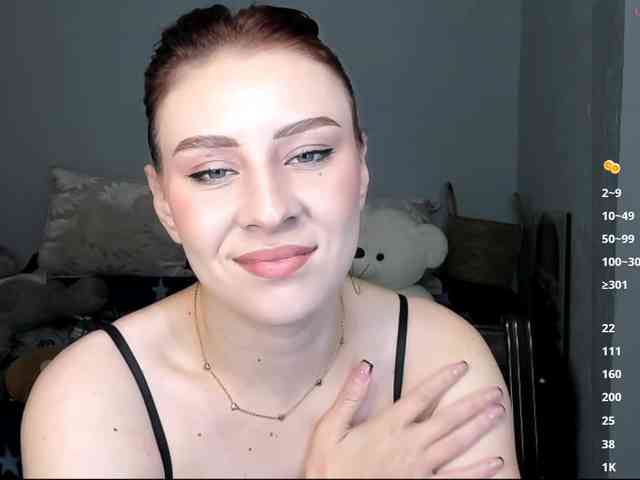 RedheadDevil webcam