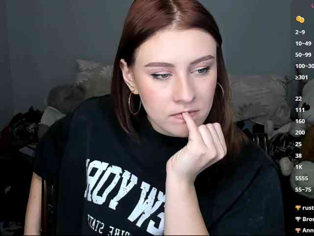 RedheadDevil webcam