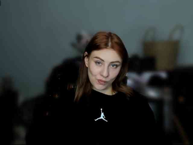 RedheadDevil webcam