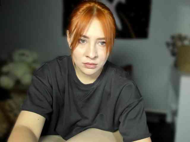 RedheadDevil webcam