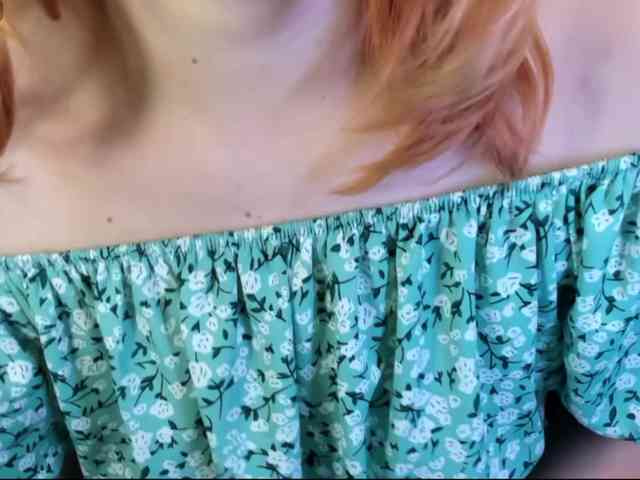 RedheadDevil webcam