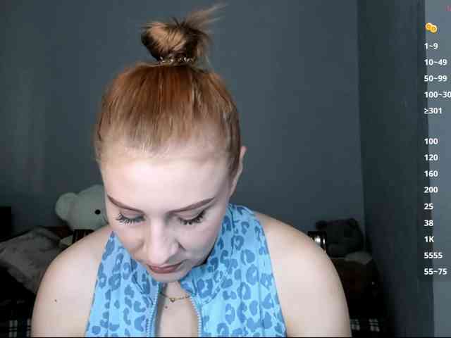 RedheadDevil webcam