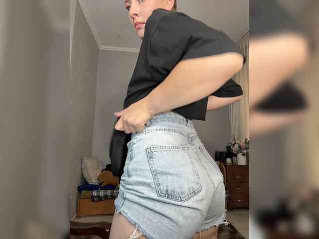 RedheadDevil webcam