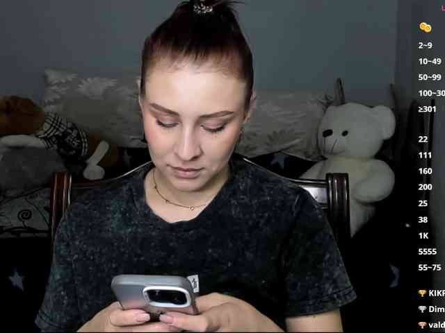 RedheadDevil webcam