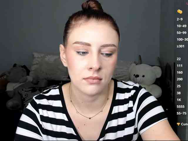 RedheadDevil webcam