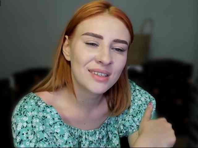 RedheadDevil webcam