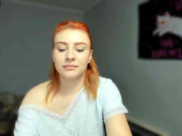 RedheadDevil webcam