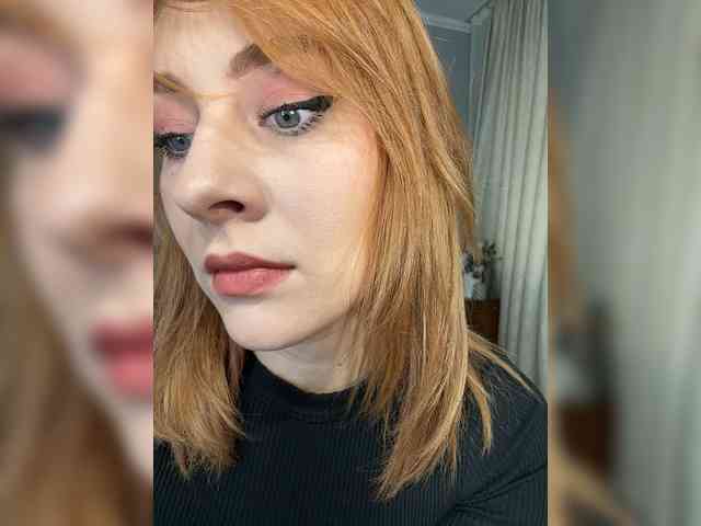 RedheadDevil webcam