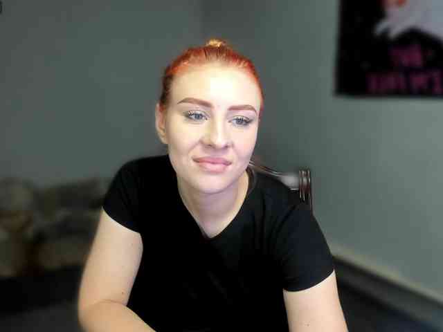 RedheadDevil webcam