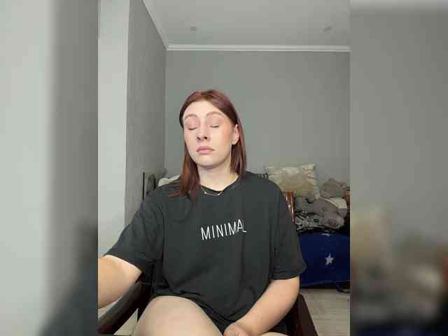 RedheadDevil webcam