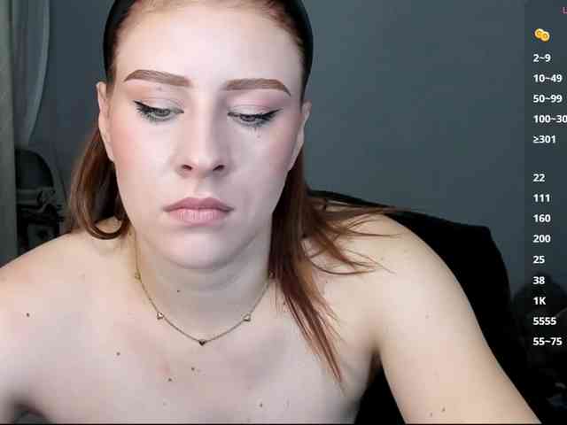 RedheadDevil webcam