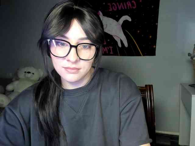 RedheadDevil webcam