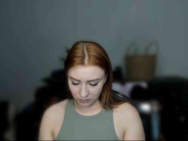 RedheadDevil webcam